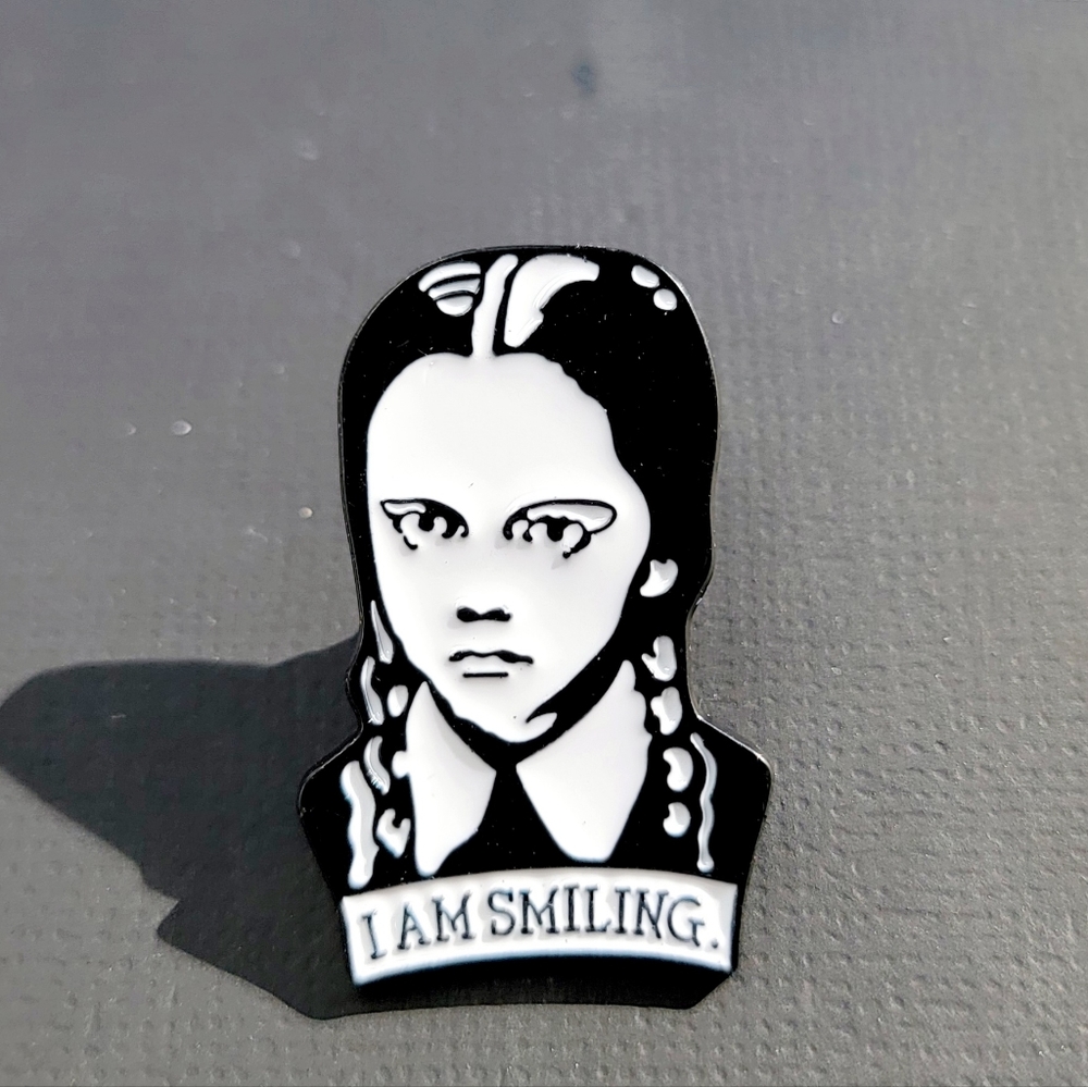 Wednesday Addams Gift Box - Picture 4 of 11